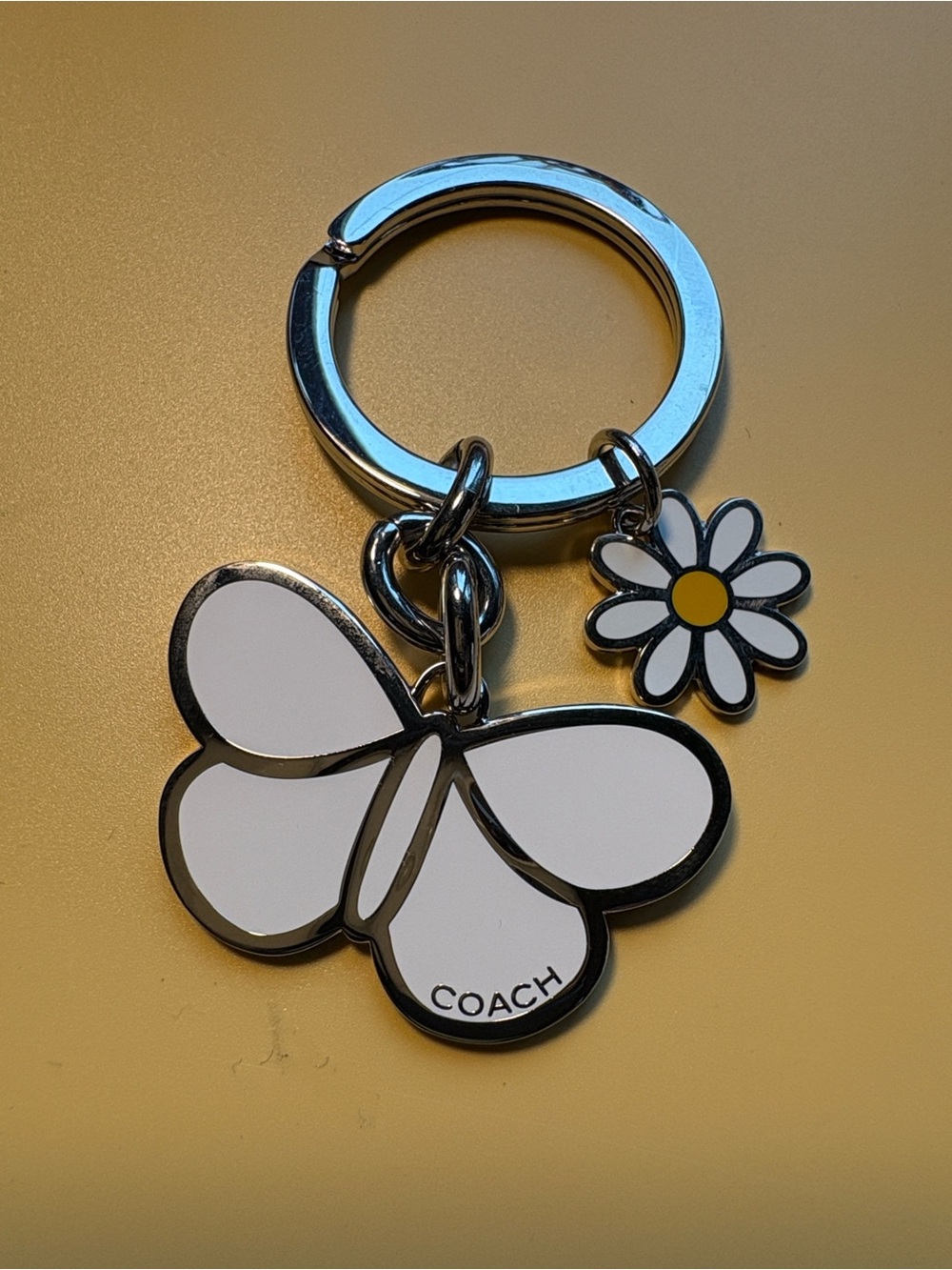 COACH White Flower & Daisy Enamel Keyring Charm